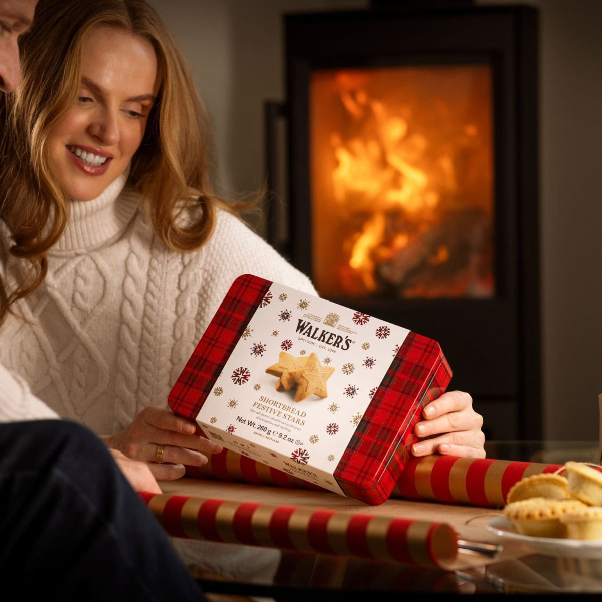 Walker's Festive Shortbread Stars Tin 9.2 oz